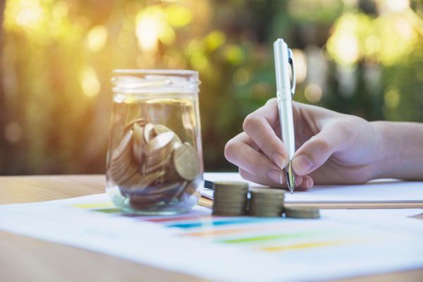 解密王健林的商业模式：多元化与创新的商业帝国 图2