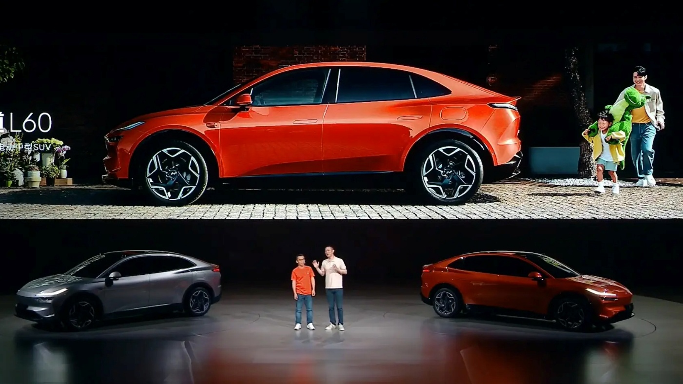 小米增速_续航与加速的对比：小米汽车的实力体现_小米的强力加速