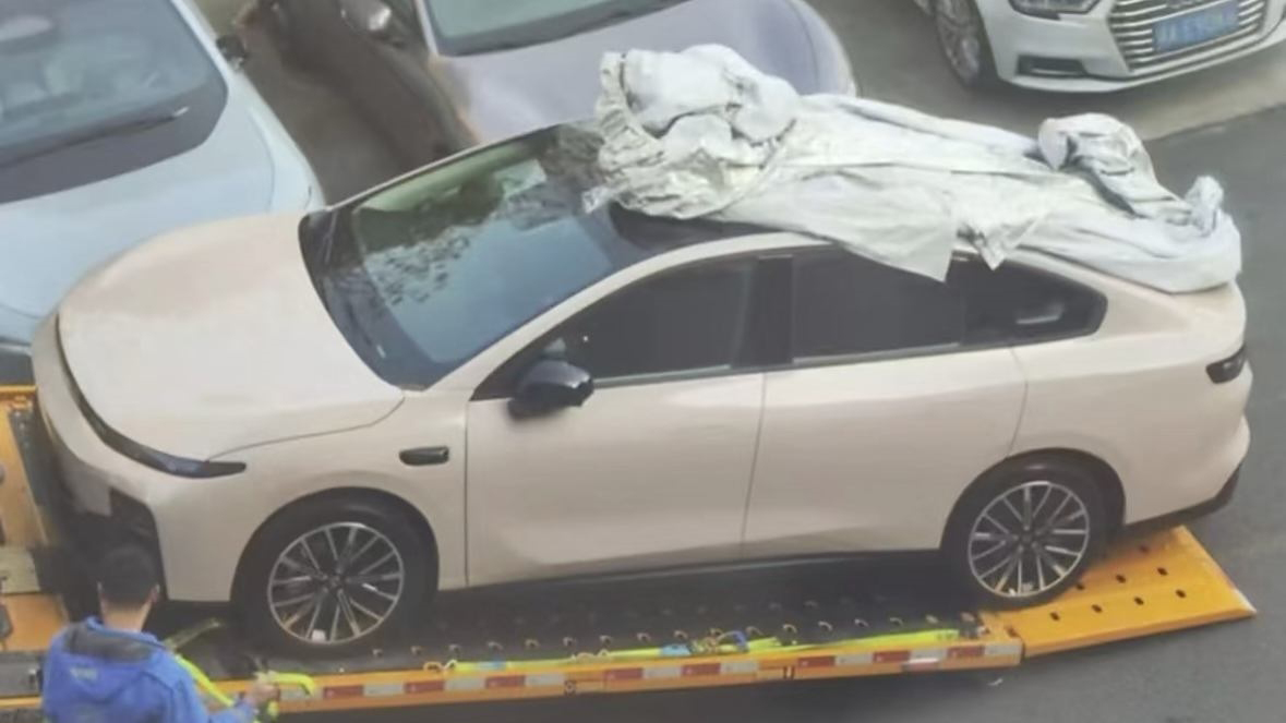 小米的强力加速_小米增速_续航与加速的对比：小米汽车的实力体现