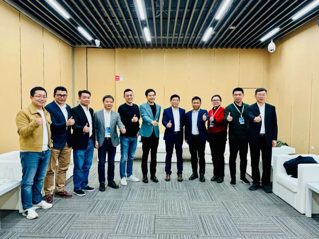 3月28日小米SU7发布会：车型价格与外观亮点