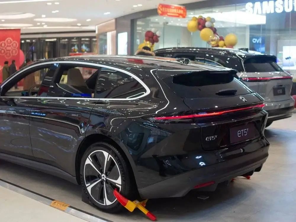 小米进军汽车市场_从性能看小米汽车的市场吸引力_小米进军汽车行业案例分析