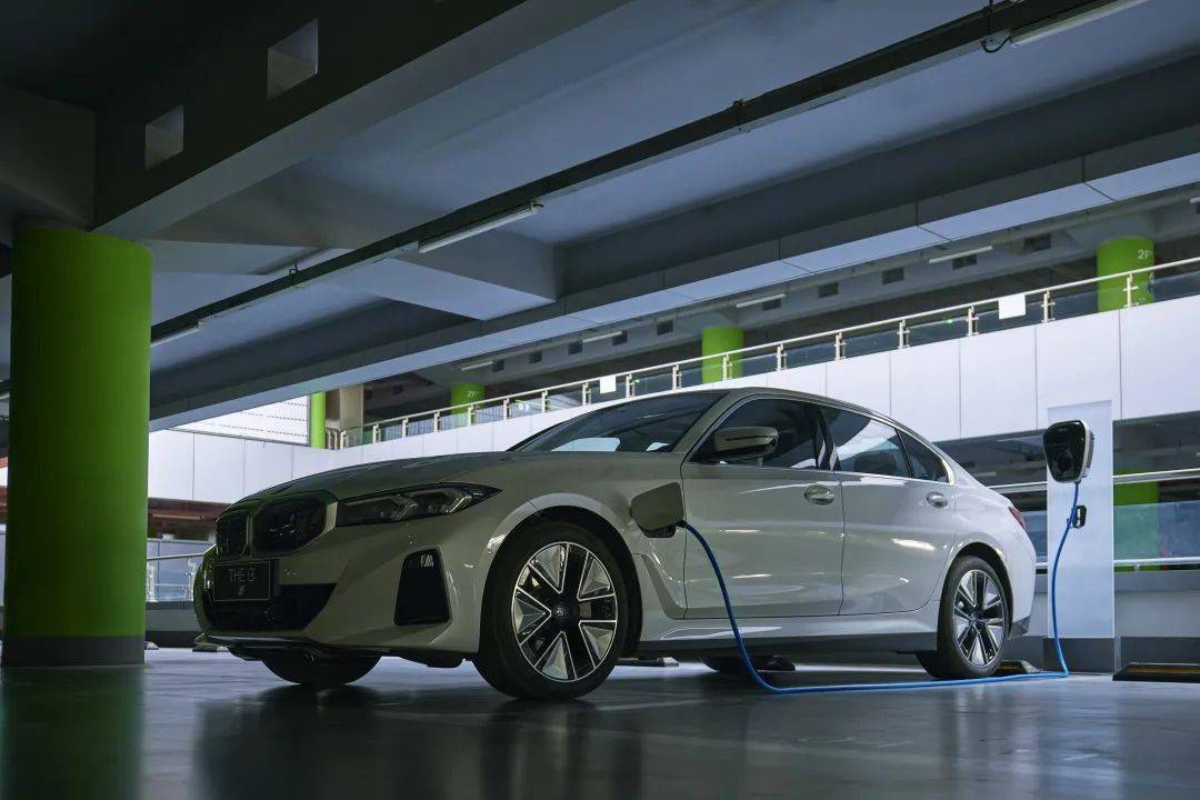 宝马的创新发展之路_宝马环保_宝马的环保理念与可持续发展实践