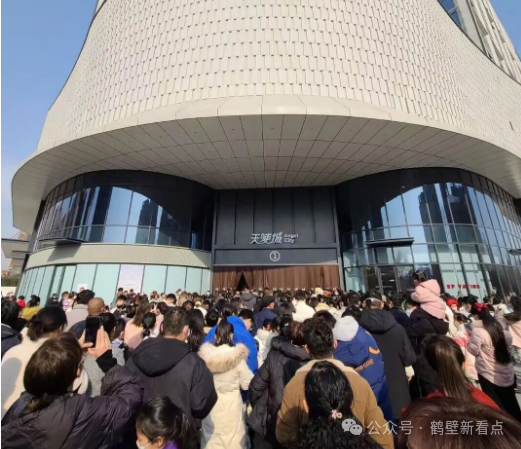 许昌胖东来超火爆：超越景区，竟让郑州被反向吸血？