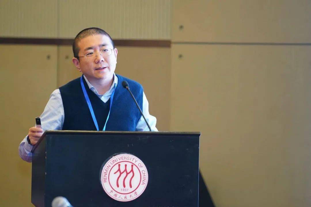 数字货币金融科技股票有哪些_探讨数字货币与传统金融系统的关系:合作与竞争的复杂动态_数字货币是货币吗