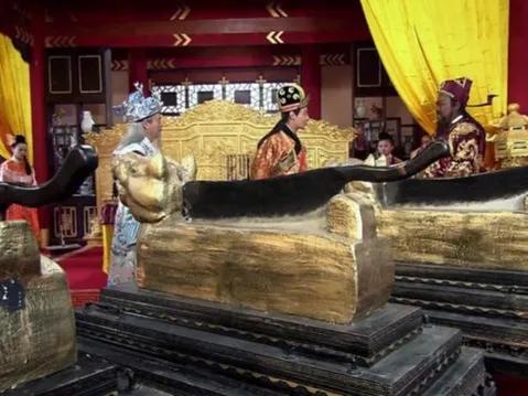 历史长河中的包青天形象_包青天长相描述_包青天长河落日