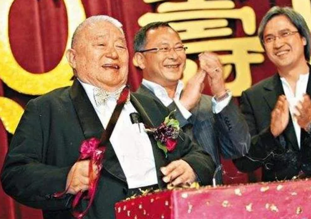 刘德华影坛合作国际歌手_刘德华国际影帝_刘德华与国际影坛的合作