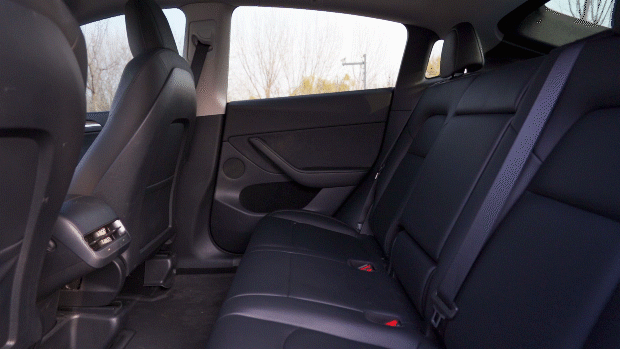 如何选择适合你的电动SUV？看新款Model Y_电动suv怎么选_最值得买的电动suv