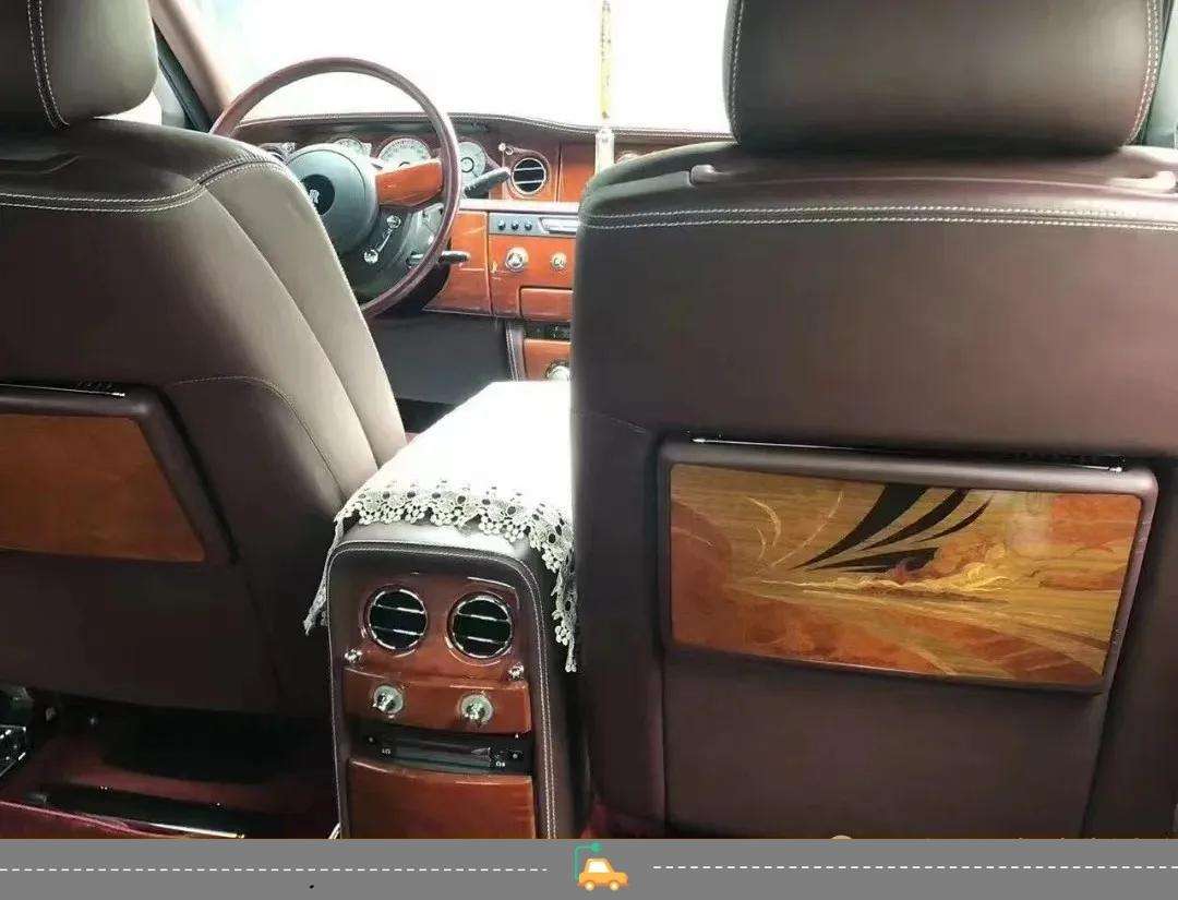 劳斯莱斯车身定制_定制一辆劳斯莱斯要多久拿车_如何通过定制选项打造独一无二的劳斯莱斯?