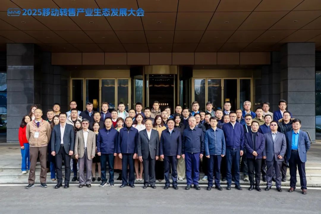 荣耀发展_荣耀数字化运营_探索荣耀的数字化转型历程