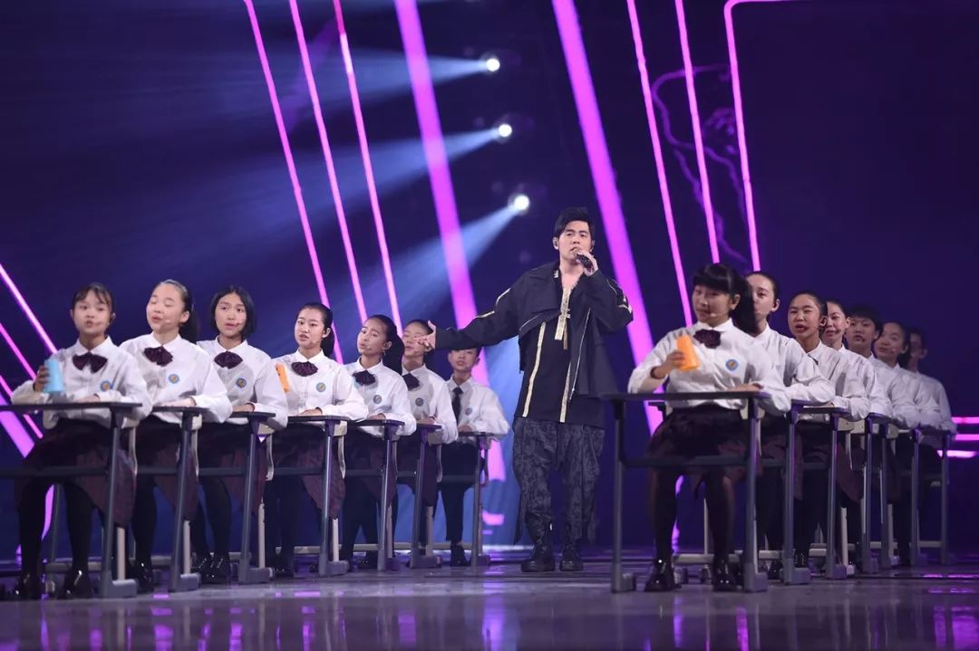 李易峰制片_李易峰与导演的深度合作，助力作品成功_李易峰拍电影