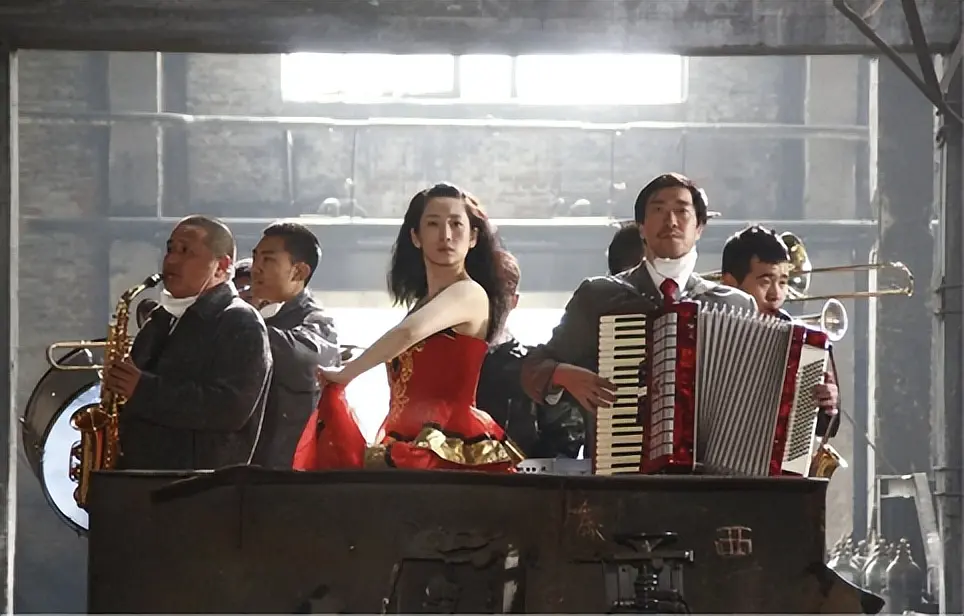 元彪的幽默感在电影中的表现_电影诙谐幽默_电影幽默感表现元彪中的女演员