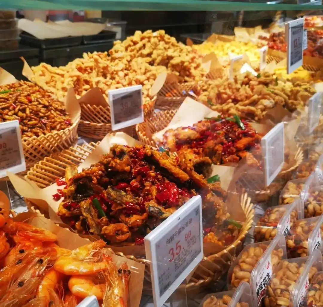 胖东来服务特色的理解_服务于顾客，胖东来如何做好行业标杆_胖东来服务细节标准