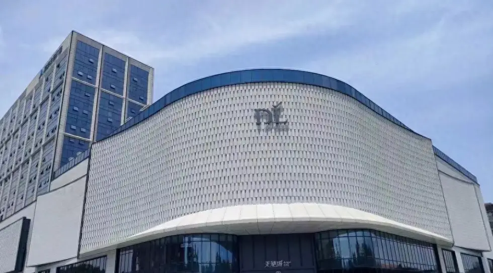 学习胖东来：从街边小店到河南零售传奇的利他之心