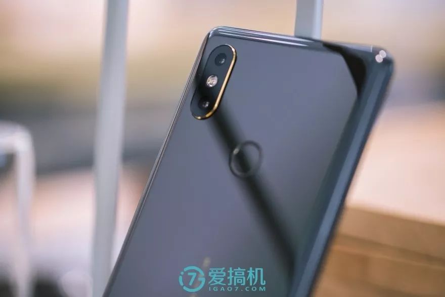 小米主打性能的手机_2021小米手机测评_真实评测：小米手机的价值与性能