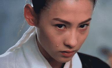 留在校园里的温馨瞬间_张柏芝的影视作品中的温馨瞬间_柏芝被虐片图片