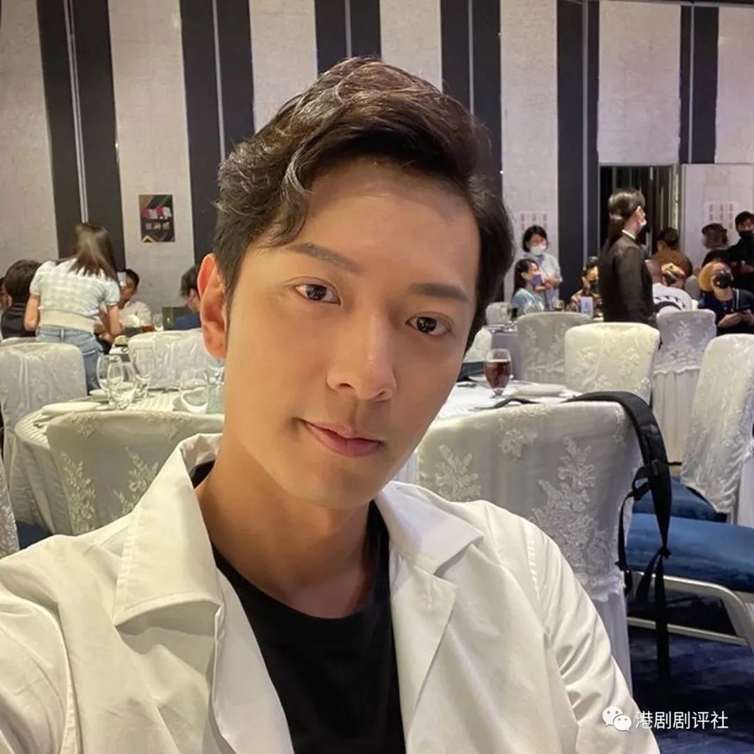 李易峰在新剧中挑战反派角色，演技受赞_李易峰演技炸裂_李易峰演技也有提升