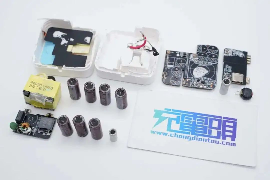 评测iQOO的耳机与音响设备选择_iqoo耳机音质_iqoo耳机好用吗