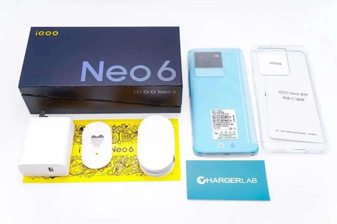 iqoo耳机好用吗_评测iQOO的耳机与音响设备选择_iqoo耳机音质