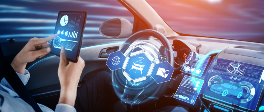 蔚来发布首款智能手机NIO Phone，售价6499元，搭载骁龙8 Gen 2芯片，支持无缝连接蔚来汽车