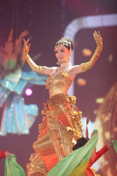 克拉恋人唐嫣非要演女一_唐嫣（Tang Yan） - 以电视剧《仙剑奇侠传三》和《克拉恋人》而受到欢迎。_克拉恋人唐嫣演技