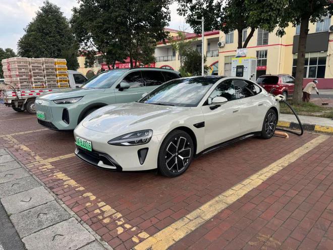 小米汽车参数_小米汽车SU7 Max的续航特点与优势_小米汽车配置