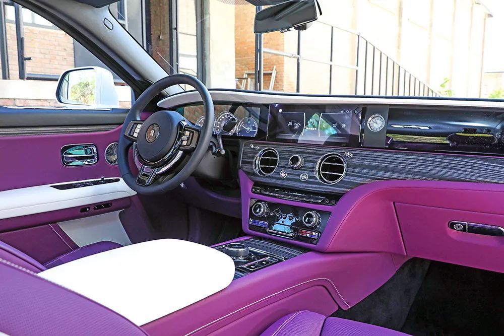 劳斯莱斯车身用什么材料做_劳斯莱斯的车身材料与轻量化设计_劳斯莱斯模型