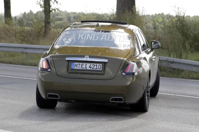 劳斯莱斯的车身材料与轻量化设计_劳斯莱斯量产车型_劳斯莱斯车身用什么材料做