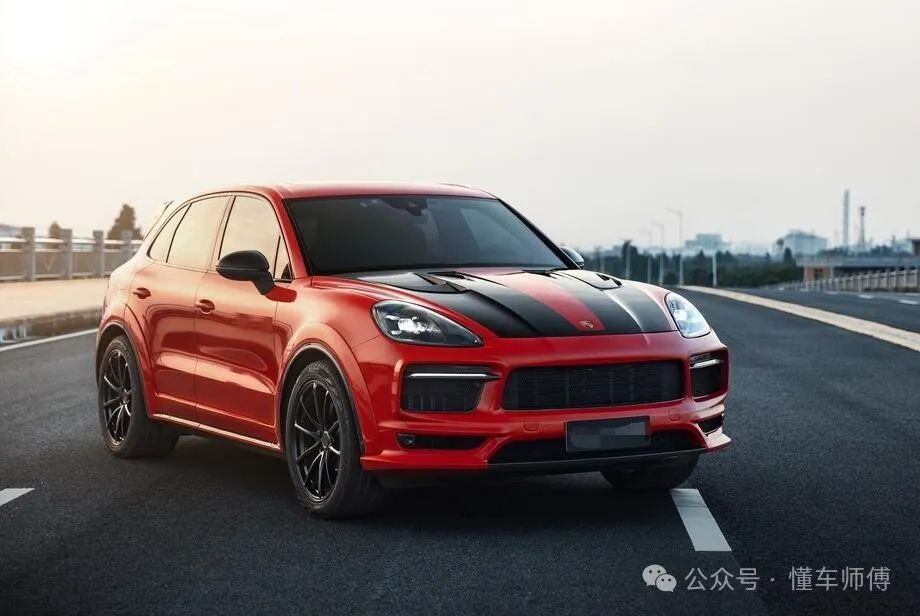 保时捷速度最快的车_保时捷的速度_保时捷：速度与奢华的极致结合
