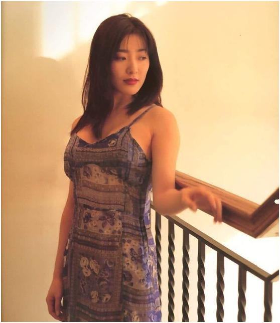 洪金宝的跨文化影响与交流_洪金宝打人妖跨档图片_闻名省港澳的洪金宝大师片名