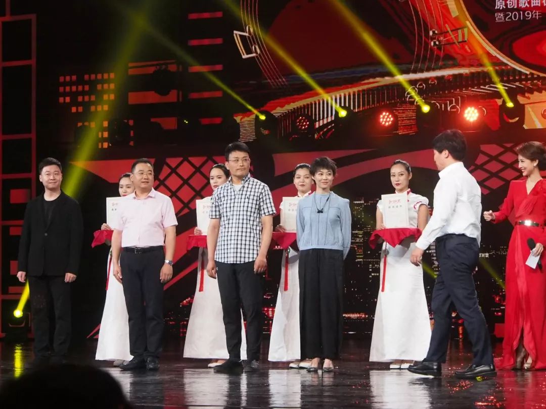 刘亦菲的影视风格与社会反馈_刘亦菲分析_刘亦菲文艺片