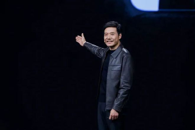 usdt交易平台app下载皮衣一穿仍是翩翩少年！雷军小米春季发布会吸睛，4400亿身家却超亲民刷屏热搜