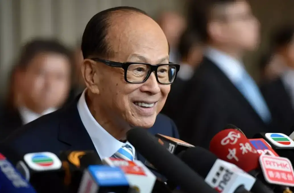 李嘉诚在房地产方面都发明了啥_李嘉诚与房地产行业的影响_李嘉诚对房地产的影响