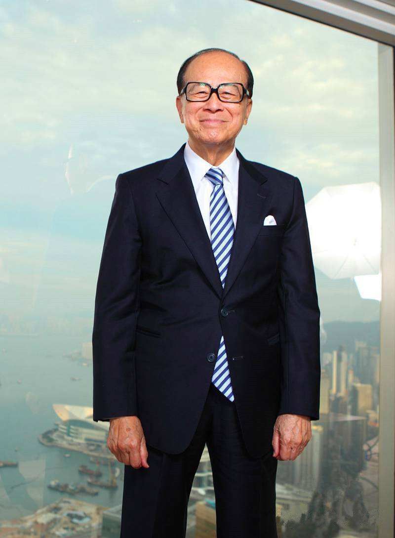 李嘉诚在房地产方面都发明了啥_李嘉诚与房地产行业的影响_李嘉诚对房地产的影响