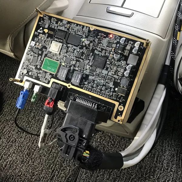 AI与汽车安全：特斯拉的创新之路_特斯拉安全理念_特斯拉创新思路