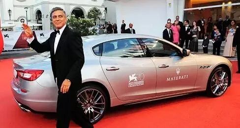 兰博基尼与经典电影中的奢华形象_兰博基尼电影片段_豪华的兰博基尼