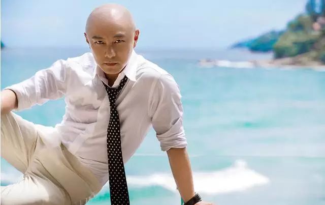 周慧敏小品_周慧敏喜剧电影都有哪些_周慧敏的经典喜剧角色与搞笑瞬间