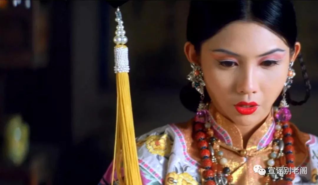 周慧敏搞笑电影_周慧敏的经典喜剧角色与搞笑瞬间_周慧敏的笑