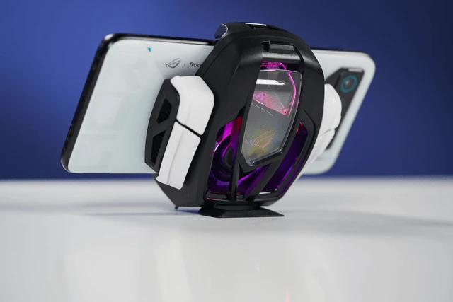 玩游戏选苹果新款哪一款好_iPhone的游戏性能：如何选择适合的游戏？_游戏性能好的苹果手机