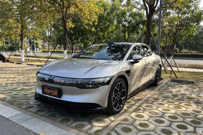 小米汽车你敢开吗_小米汽车值得等吗_小米汽车如何解决续航焦虑？