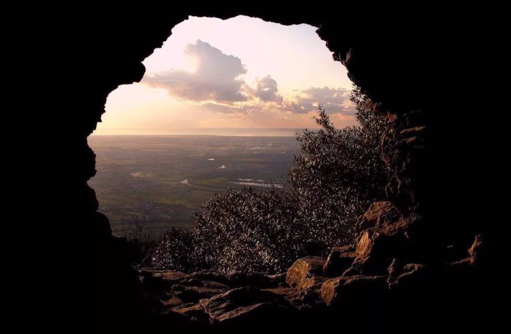俄罗斯加密卢布震撼数字金融市场，中国央行数字货币进展揭秘