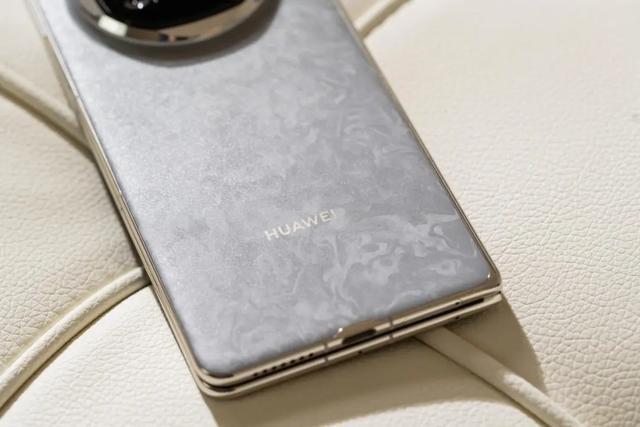 Mate系列手机在商务中的应用_华为的商务手机_华为高端商务手机mate