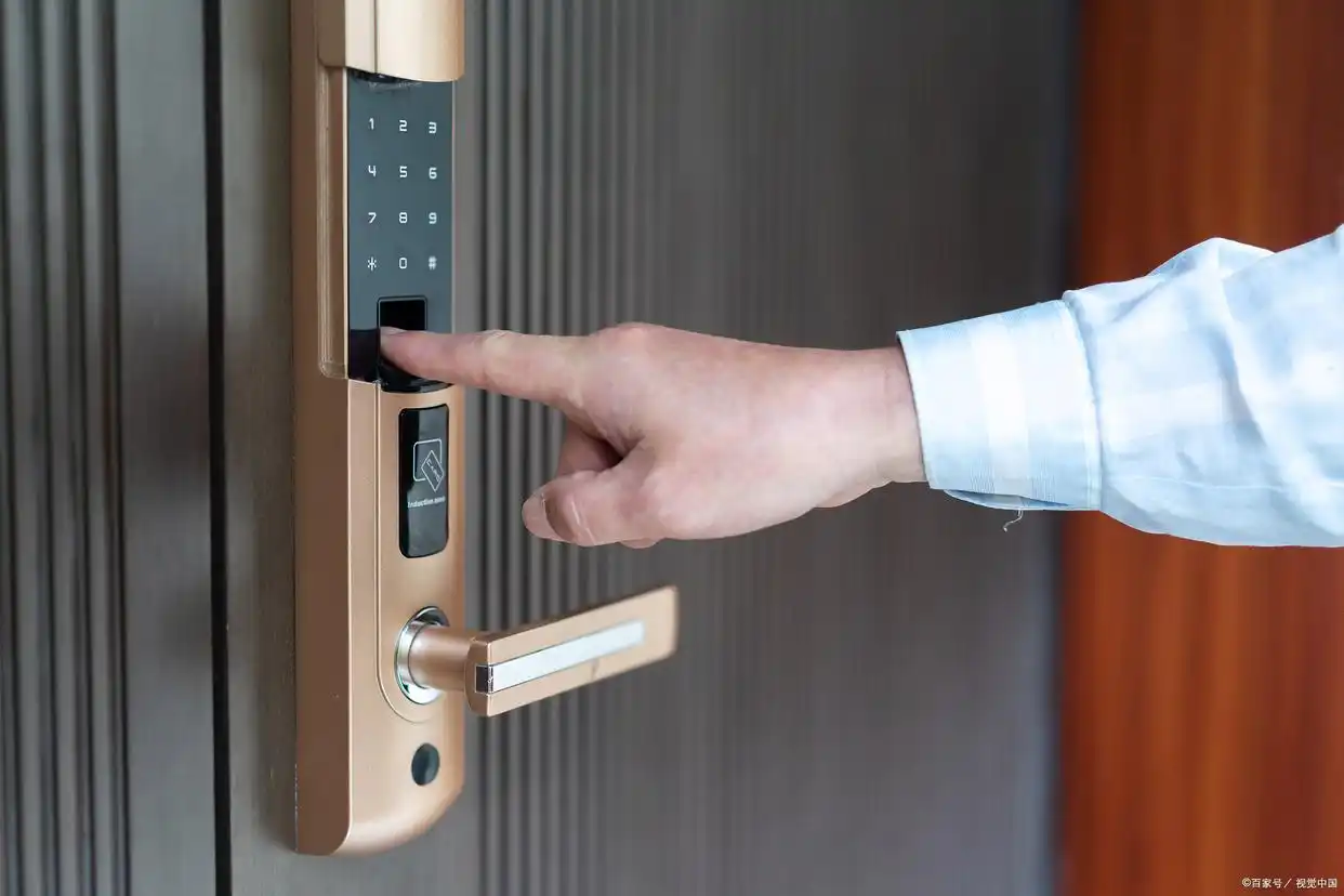 系统智能维修保障_安全和便捷，智能家居的双重保障_农机安全双重预防体系