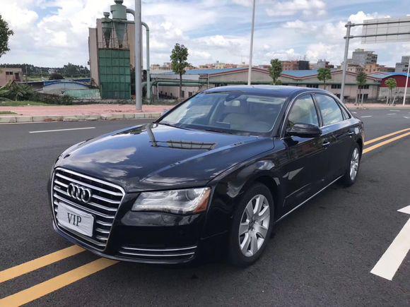 宾利和现代的关系_宾利的经典车型与现代车型的对比_北京现代有款和宾利一样