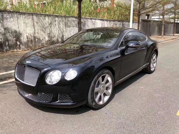 北京现代有款和宾利一样_宾利的经典车型与现代车型的对比_宾利和现代的关系