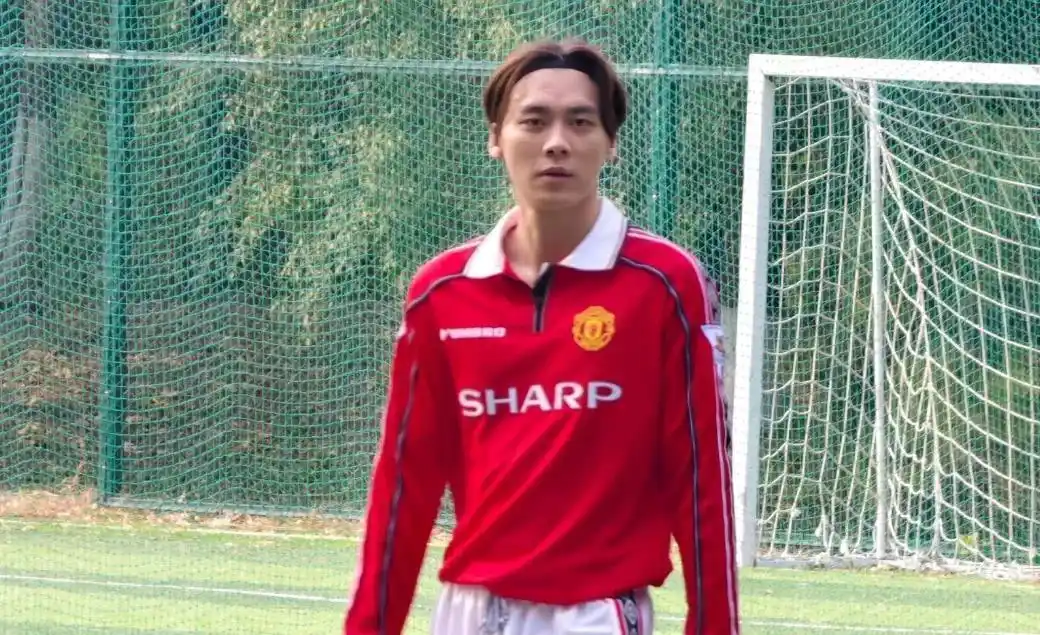 李易峰真人长什么样_李易峰真人有多帅_李易峰的个人生活曝光，真实一面令人心动