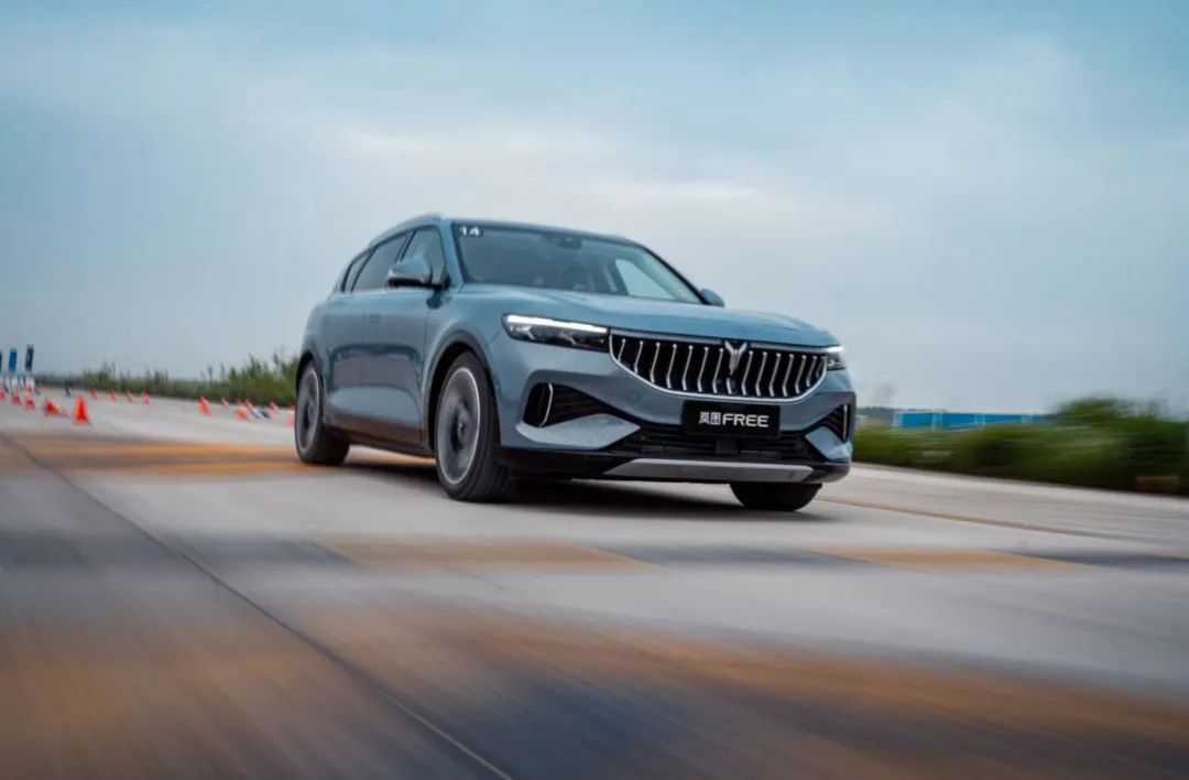 小米汽车你敢开吗_从设计到实际体验：小米汽车的操控表现_小米汽车车型