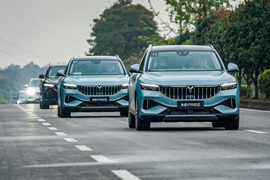 小米汽车车型_从设计到实际体验：小米汽车的操控表现_小米汽车你敢开吗