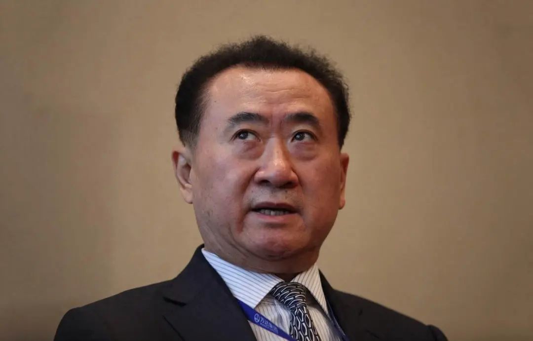 王健林再度割肉万达商管上市，王思聪涉足文旅产业是否预示万达未来走向？