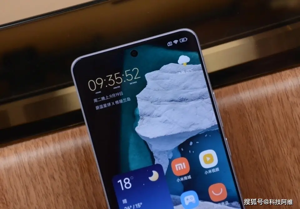 小米手机竞争战略分析报告_小米手机在千元机市场的竞争力_小米手机竞争者