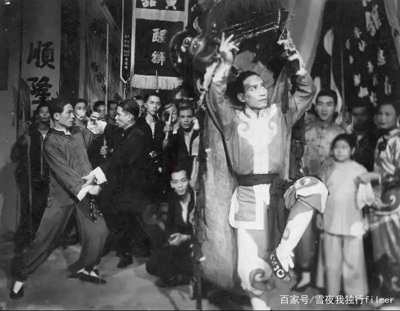 李小龙电影音乐插曲_李小龙电影纯音乐_李小龙的经典电影音乐与氛围